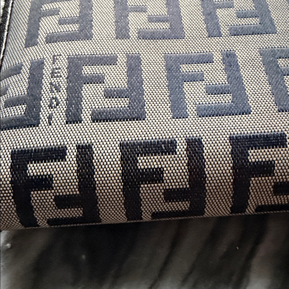 Fendi Monogram Black and White Wallet - Picture 3 of 10